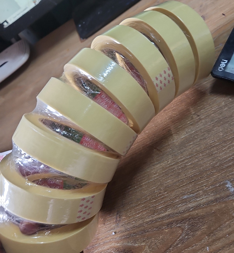 Panggunaan utama tape masking yaiku: