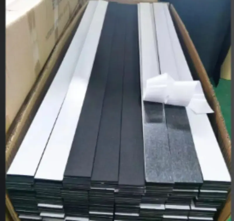 Titik kunci adhesi pita sisi ganda busa EVA