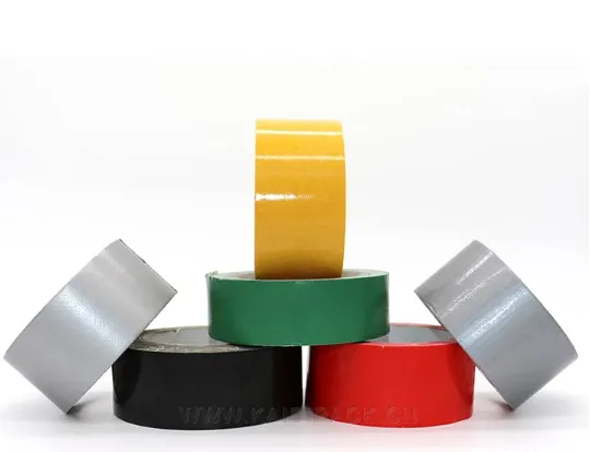 Bedane Tape Basis Kain Karet Sintetis lan Pita Basis Kain Karet Alam